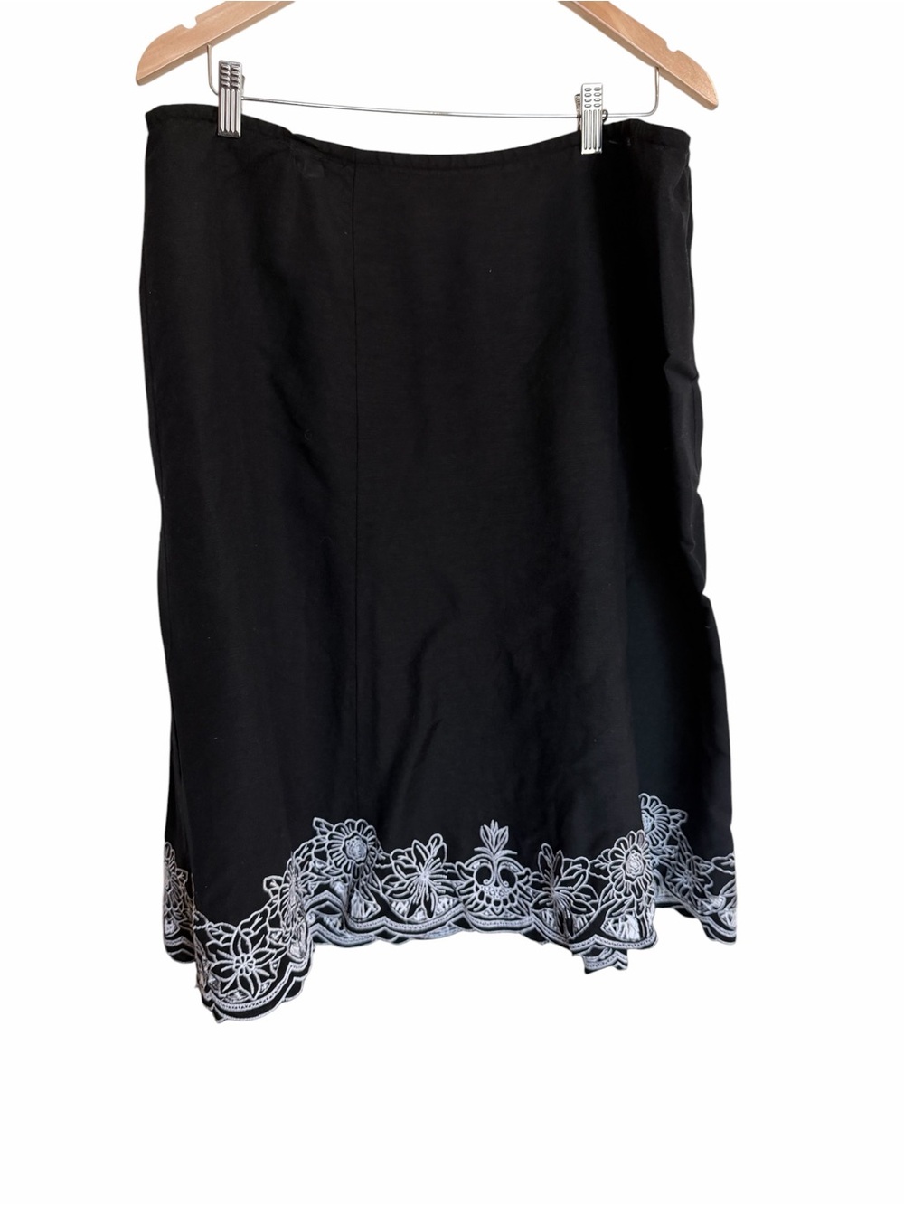 Lane Bryant Black linen A-line Flare Skirt with White Floral Lace Hem